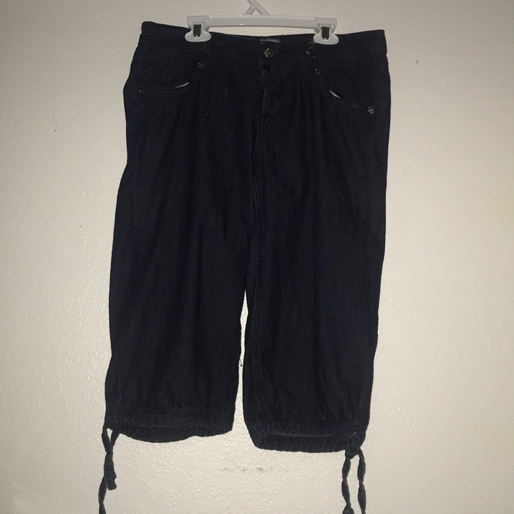 Jeans - Picture 2 of 4